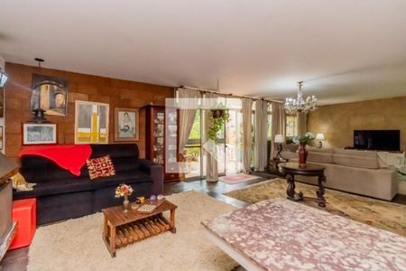 Casa à venda com 6 quartos, 239m² em Paraíso, São Paulo