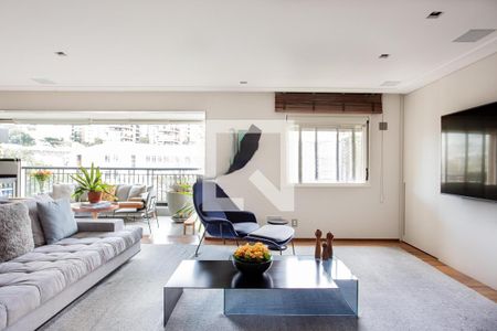 Apartamento à venda com 4 quartos, 198m² em Alto de Pinheiros, São Paulo