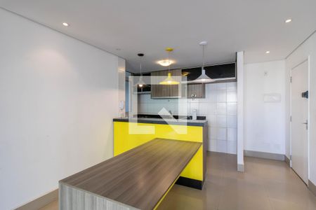 Sala de apartamento para alugar com 2 quartos, 78m² em Jardim Flor da Montanha, Guarulhos