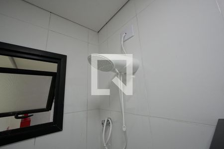 Banheiro de kitnet/studio para alugar com 1 quarto, 24m² em Vila Mariana, São Paulo