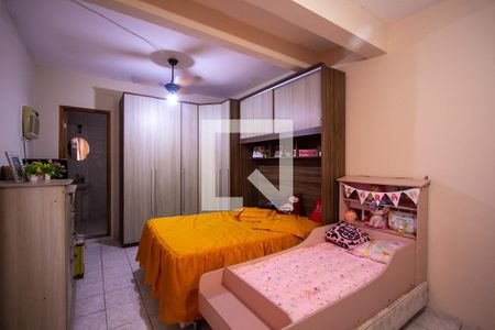 Suíte 1 de casa para alugar com 3 quartos, 250m² em Amendoeira, São Gonçalo