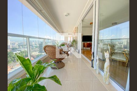 Apartamento à venda com 4 quartos, 250m² em Perdizes, São Paulo