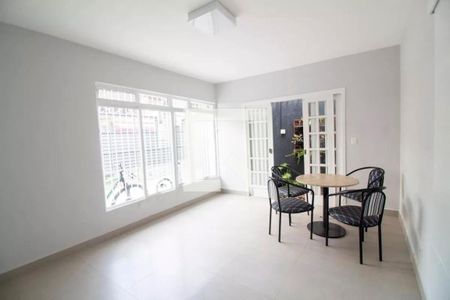 Casa à venda com 3 quartos, 173m² em Brooklin, São Paulo