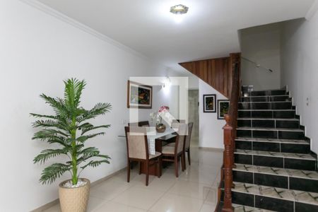Sala de casa à venda com 3 quartos, 167m² em Jardim Itapemirim, São Paulo