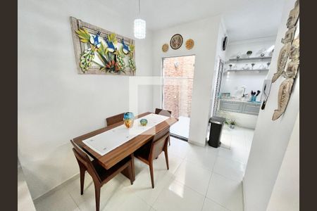 Sala/Cozinha de casa de condomínio à venda com 2 quartos, 102m² em Chora Menino, São Paulo