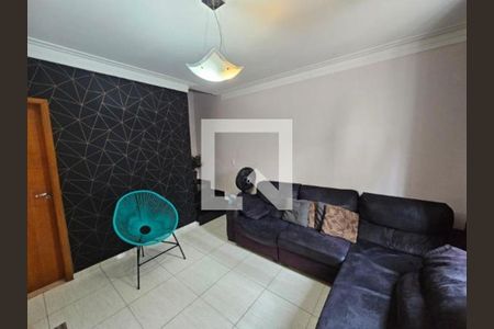 Casa à venda com 2 quartos, 85m² em Vila Nivi, São Paulo