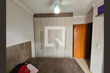 Casa à venda com 2 quartos, 85m² em Vila Nivi, São Paulo