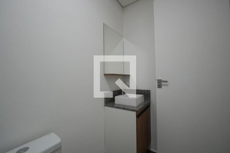 Banheiro de kitnet/studio para alugar com 1 quarto, 24m² em Vila Mariana, São Paulo