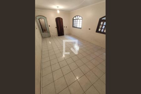 Casa à venda com 3 quartos, 178m² em Parque Jaçatuba, Santo André