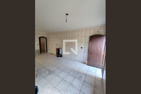 Casa à venda com 3 quartos, 178m² em Parque Jaçatuba, Santo André