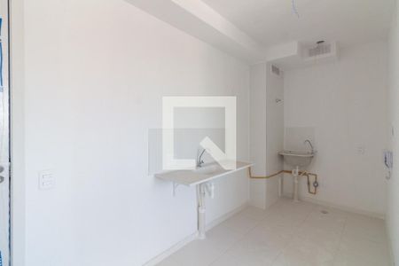 Sala - Cozinha de apartamento para alugar com 2 quartos, 32m² em Jardim Gilda Maria, São Paulo