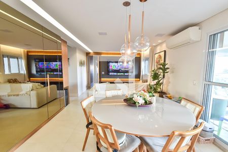 Sala de apartamento à venda com 3 quartos, 140m² em Vila Dom Pedro I, São Paulo