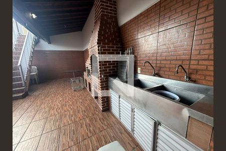 Casa à venda com 360m², 4 quartos e 2 vagasChurrasqueira