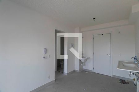 Sala/Cozinha de apartamento para alugar com 2 quartos, 35m² em Vila Graciosa, São Paulo