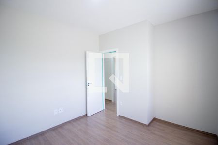 Quarto 2 de apartamento para alugar com 3 quartos, 76m² em Nacional, Contagem