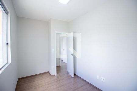 Quarto 1 de apartamento para alugar com 3 quartos, 76m² em Nacional, Contagem