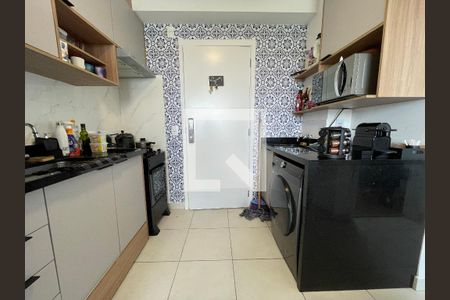 Sala/Cozinha de apartamento para alugar com 2 quartos, 32m² em Jardim Celeste, São Paulo