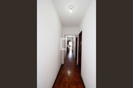 Corredor de casa à venda com 4 quartos, 191m² em Furnas, São Paulo
