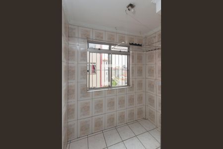 Cozinha e Área de Serviço de apartamento para alugar com 2 quartos, 48m² em Colônia (zona Leste), São Paulo