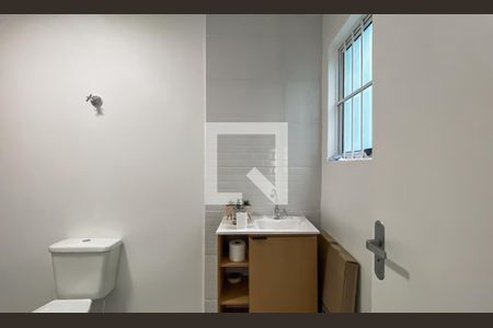 Lavabo de casa à venda com 3 quartos, 400m² em Vila Nhocuné, São Paulo