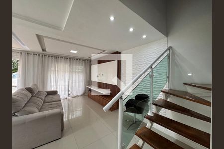 Casa de Condomínio para alugar com 4 quartos, 260m² em Recreio dos Bandeirantes, Rio de Janeiro