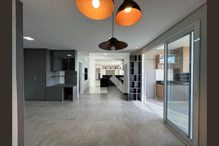 Apartamento para alugar com 3 quartos, 200m² em Swiss Park, Campinas