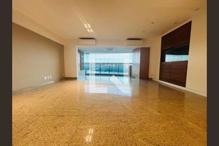 Apartamento à venda com 4 quartos, 165m² em Barra da Tijuca, Rio de Janeiro