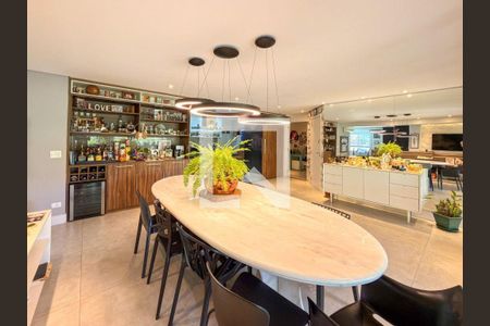 Apartamento à venda com 4 quartos, 346m² em Vila Suzana, São Paulo