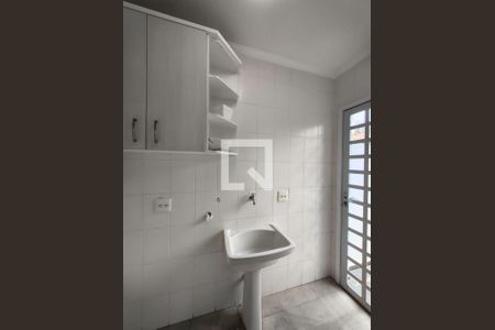 Casa à venda com 3 quartos, 219m² em Centro, Diadema