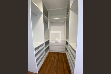 Apartamento à venda com 3 quartos, 233m² em Cidade São Francisco, São Paulo