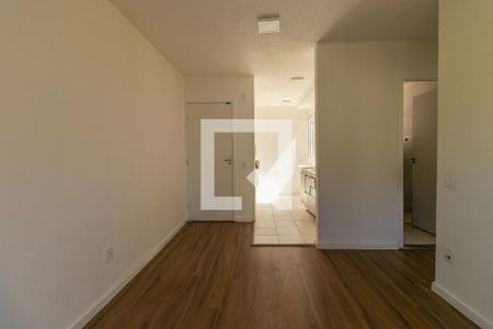 Sala de apartamento para alugar com 2 quartos, 42m² em Jardim Petropolis, Cotia