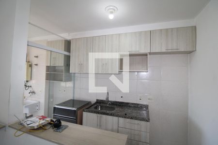 Sala / Cozinha de apartamento à venda com 2 quartos, 47m² em Horto, São Paulo