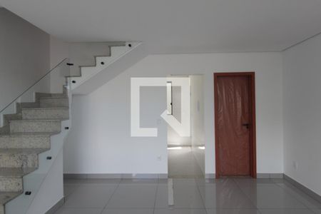 Sala de casa à venda com 3 quartos, 118m² em Jardim Atlântico, Belo Horizonte