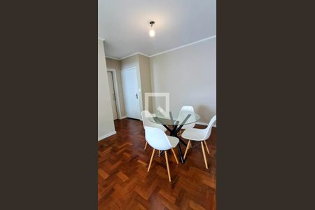 Sala de apartamento para alugar com 2 quartos, 69m² em Higienópolis, Porto Alegre