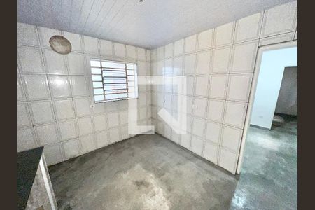 Cozinha de casa de condomínio para alugar com 1 quarto, 60m² em Vila Bandeirantes, São Paulo