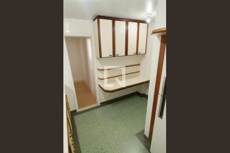 Cozinha de apartamento para alugar com 2 quartos, 70m² em Icaraí, Niterói