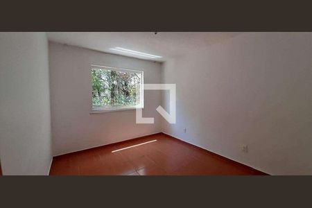 Casa à venda com 3 quartos, 106m² em Santa Tereza, Belo Horizonte