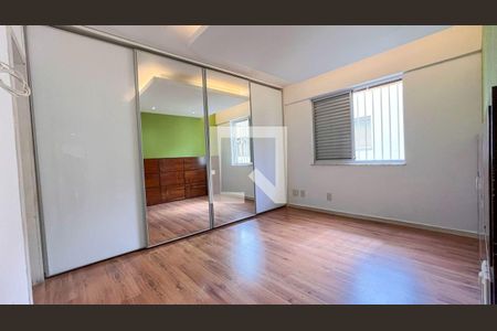 Apartamento à venda com 4 quartos, 198m² em Vila Paris, Belo Horizonte