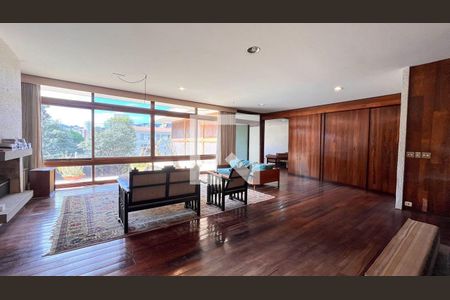 Casa à venda com 4 quartos, 1000m² em Cidade Jardim, Belo Horizonte