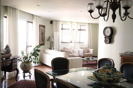 Apartamento à venda com 4 quartos, 460m² em Gutierrez, Belo Horizonte