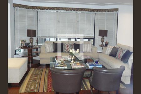 Apartamento à venda com 4 quartos, 181m² em Itaim Bibi, São Paulo