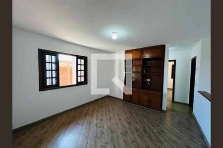 Casa à venda com 4 quartos, 340m² em Vila Sonia, São Paulo