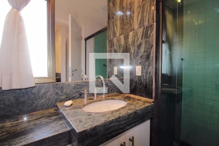 Suíte Master  de apartamento à venda com 4 quartos, 160m² em Santo Antônio, Belo Horizonte