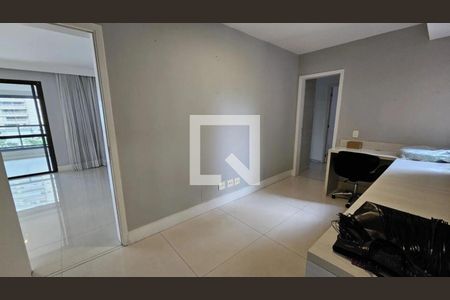Apartamento à venda com 3 quartos, 210m² em Santo Amaro, São Paulo