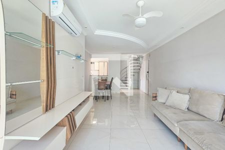 Apartamento para alugar com 3 quartos, 230m² em Parque Enseada, Guarujá