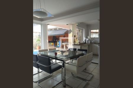 Casa à venda com 3 quartos, 290m² em Jardim Miranda, Campinas