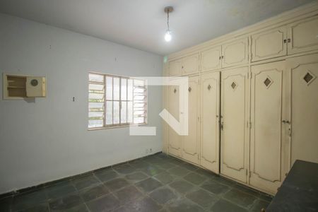 Quarto 1 de casa para alugar com 2 quartos, 400m² em Tribobó, São Gonçalo