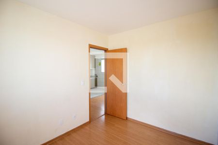Quarto 2 de apartamento para alugar com 2 quartos, 45m² em Chácara Cotia, Contagem