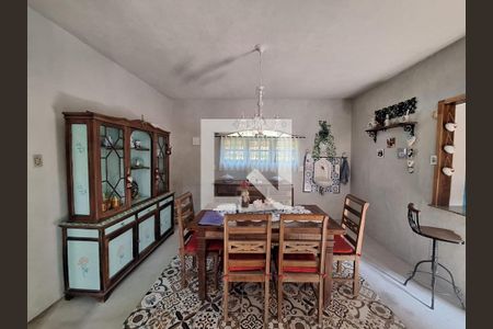 Casa de Condomínio à venda com 3 quartos, 600m² em Taquara, Rio de Janeiro