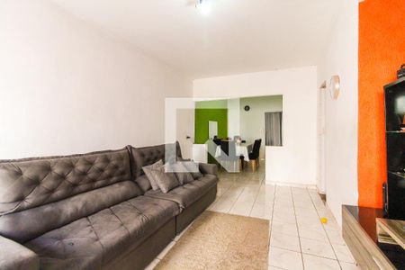 Sala de casa à venda com 3 quartos, 133m² em Conjunto Residencial José Bonifácio, São Paulo